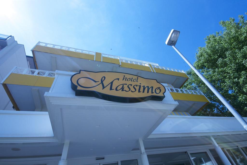 Hotel Massimo Riccione Exteriér fotografie