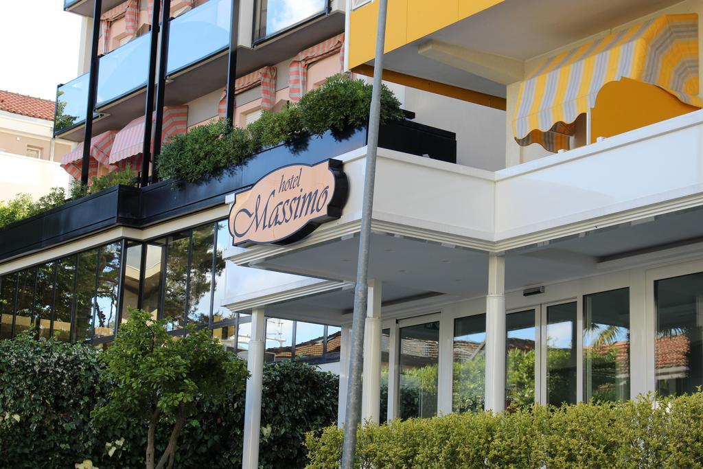 Hotel Massimo Riccione Exteriér fotografie