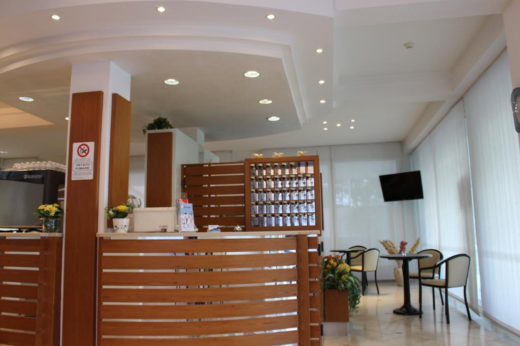 Hotel Massimo Riccione Exteriér fotografie